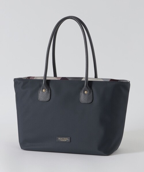 BLUE LABEL CRESTBRIDGE（ブルーレーベルクレストブリッジ）の「パーシャルクレストブリッジチェックナイロントート（トートバッグ・レディース・ブラック/ライトピンク/ダークネイビー・FREE）」の3枚目の写真
