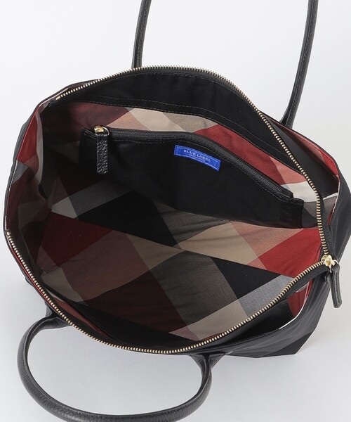 BLUE LABEL CRESTBRIDGE（ブルーレーベルクレストブリッジ）の「パーシャルクレストブリッジチェックナイロントート（トートバッグ・レディース・ブラック/ライトピンク/ダークネイビー・FREE）」の20枚目の写真
