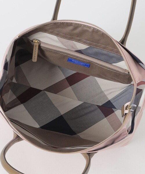 BLUE LABEL CRESTBRIDGE（ブルーレーベルクレストブリッジ）の「パーシャルクレストブリッジチェックナイロントート（トートバッグ・レディース・ブラック/ライトピンク/ダークネイビー・FREE）」の13枚目の写真