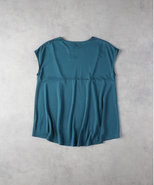 Right-on（ライトオン）の「HONEYSUCKLE ROSE(ハニーサックルローズ)【レディース】接触冷感タックフレアTシャツ（その他トップス・レディース・ライトベージュ/ブラック/ブルー・L/M）」の7枚目の写真