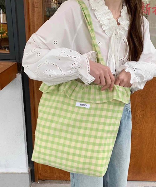 VIBGYOR(ヴィブジョー)の「Liaa/花柄 ギンガムチェック フリル トートバッグ A18682(トートバッグ・レディース・その他4/その他6/その他3/その他2/その他5/その他1・FREE)」の3枚目の写真