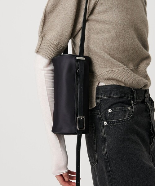 AEWEN MATOPH(イウエン マトフ)の「<AEWEN MATOPH>V&H 3WAYミニバッグ(ショルダーバッグ・レディース・ブラック/ワインレッド・FREE)」の3枚目の写真