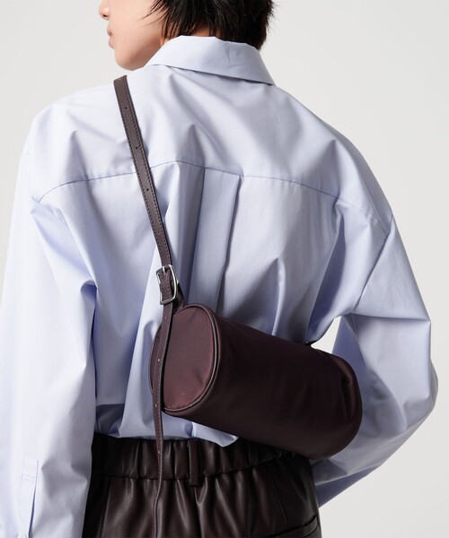 AEWEN MATOPH(イウエン マトフ)の「<AEWEN MATOPH>V&H 3WAYミニバッグ(ショルダーバッグ・レディース・ブラック/ワインレッド・FREE)」の8枚目の写真