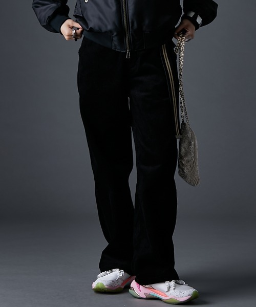 GEVS.（ジェイヴィス）の「綿100％コーデュロイパンツ＜大きいサイズ有＞GEVS.（その他パンツ・レディース・ブラック/キャメル・M/L/LL/3L/4L/5L）」の5枚目の写真