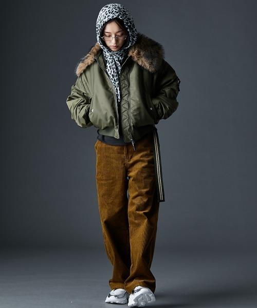 GEVS.（ジェイヴィス）の「綿100％コーデュロイパンツ＜大きいサイズ有＞GEVS.（その他パンツ・レディース・ブラック/キャメル・M/L/LL/3L/4L/5L）」の9枚目の写真