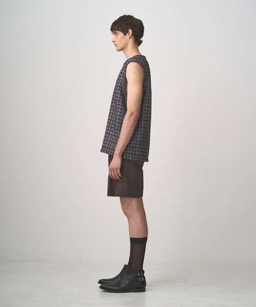 Juha(ユハ)の「SUMMER TWEED P/O VEST(ベスト・メンズ・ブラック/ネイビー・3/4)」の9枚目の写真