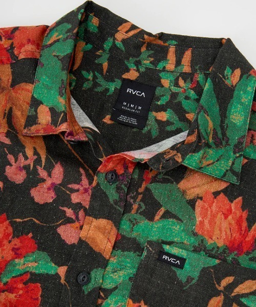RVCA（ルーカ）の「RVCA メンズ TAPESTRY SS 半袖シャツ 【2025年春夏モデル】/ルーカ胸ポケットワンポイント半袖総柄シャツ（シャツ/ブラウス・メンズ・ブラック・SMALL/MEDIUM/LARGE/X-LARGE）」の5枚目の写真