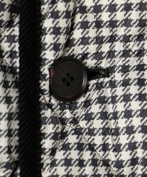 GYMPHLEX（ジムフレックス）の「Gymphlex | キルトダウンパフスリーブミドルコート WOMEN（その他アウター・レディース・ブラック系その他・12）」の3枚目の写真