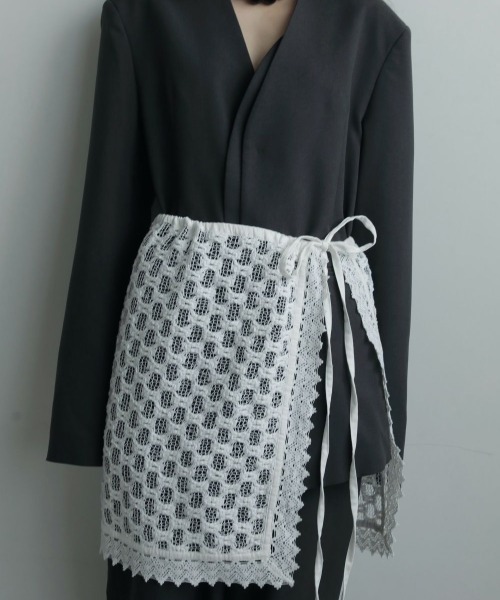 anuke（アンヌーク）の「Lace Wrap Skirt（スカート・レディース・ホワイト/ブラック・FREE）」の2枚目の写真