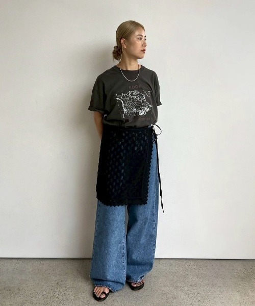 anuke（アンヌーク）の「Lace Wrap Skirt（スカート・レディース・ホワイト/ブラック・FREE）」の4枚目の写真