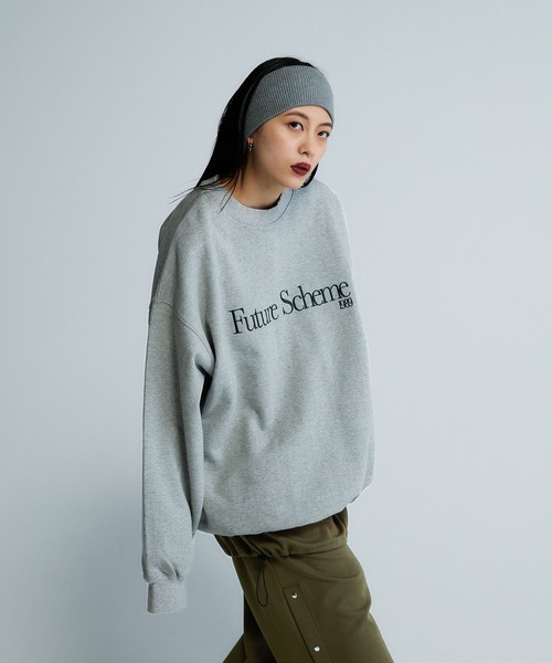 JEANASIS（ジーナシス）の「【Les Fleurs】シシュウロゴスウェットLS/598996（スウェット・レディース・ブラック/グリーン/グレー/ネイビー・FREE）」の2枚目の写真