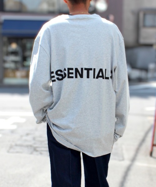 FOG ESSENTIALS（エフオージーエッセンシャルズ）の「【FOG ESSENTIALS】エッセンシャルズ FOG BACK LOGO LS TEE ロンT バックプリント（Tシャツ/カットソー・メンズ・グレー・S/M/L/XL）」の5枚目の写真