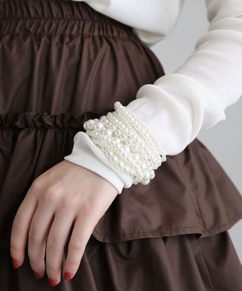 Green Parks(グリーンパークス)の「・HALF TIME 10連パールブレスレット(ブレスレット・レディース・ホワイト・FREE)」の1枚目の写真