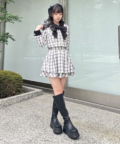 abc une face(アーベーセーアンフェイス)の「リボン付きバイカラーセットアップ(セットアップ・レディース・ブラック/ブラック系その他/ホワイト/ホワイト系その他・FREE)」の17枚目の写真