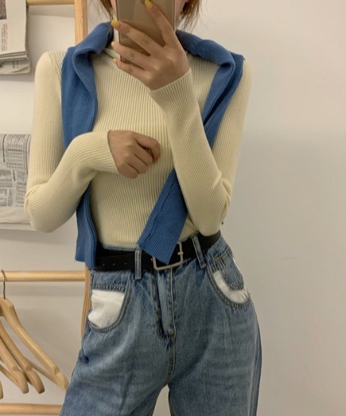 cammie(キャミー)の「タートルネックリブニット(ニット/セーター・レディース・ブラック/グレー/ベージュ/ブルー/キャメル・F)」の18枚目の写真