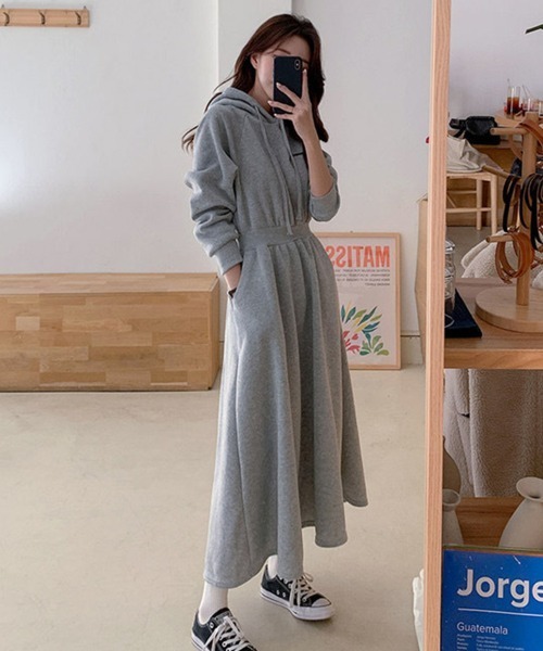 セール】タックフレアスウェットワンピース（ワンピース）｜SallyLunn