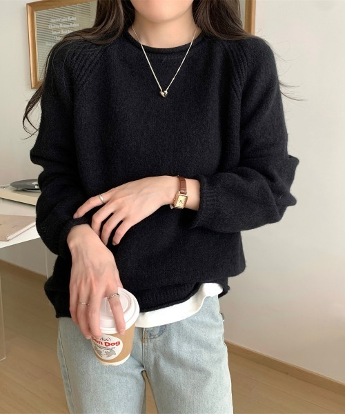Miniministore(ミニミニストア)の「セーター レディース ボリューム袖 無地(ニット/セーター・レディース・アイボリー/ブラック/オフホワイト/ラベンダー/ベージュ・FREE)」の4枚目の写真