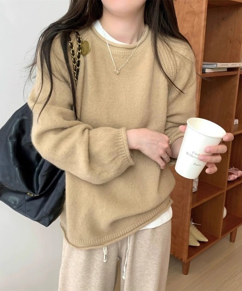 Miniministore(ミニミニストア)の「セーター レディース ボリューム袖 無地(ニット/セーター・レディース・アイボリー/ブラック/オフホワイト/ラベンダー/ベージュ・FREE)」の6枚目の写真