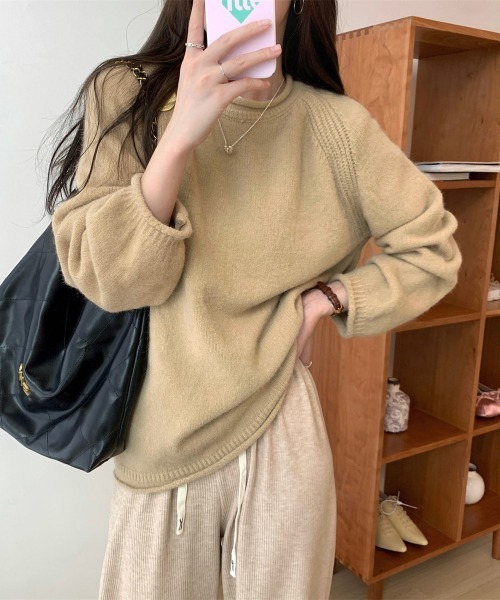 Miniministore(ミニミニストア)の「セーター レディース ボリューム袖 無地(ニット/セーター・レディース・アイボリー/ブラック/オフホワイト/ラベンダー/ベージュ・FREE)」の8枚目の写真