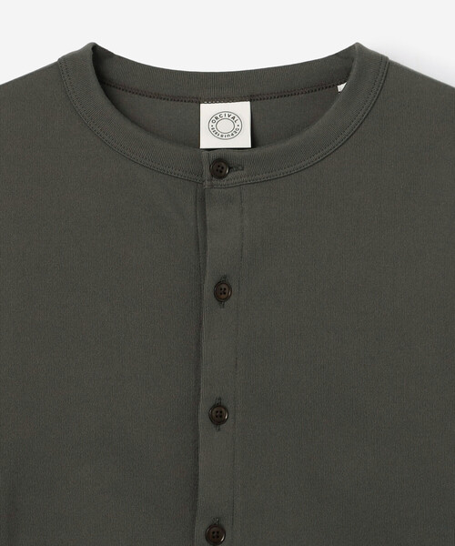 ORCIVAL（オーシバル）の「ORCIVAL | 起毛フライス クルーネックカーディガン WOMEN（カーディガン/ボレロ・レディース・オレンジ/チャコール・1）」の5枚目の写真