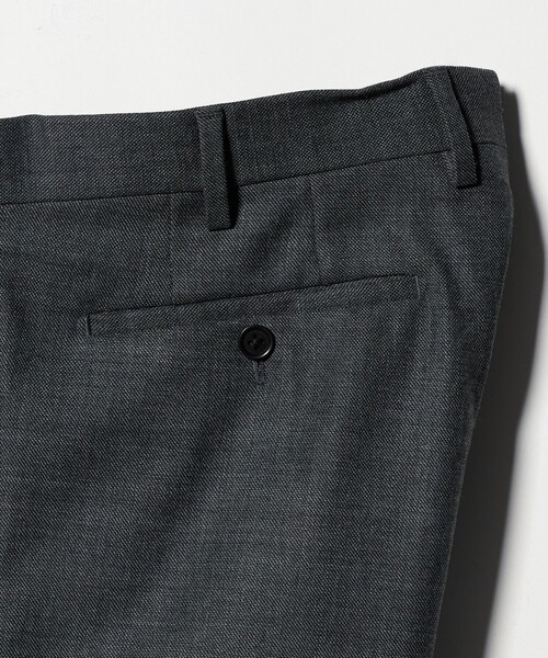 UNITED ARROWS（ユナイテッドアローズ）の「シャークスキン  2インプリーツ スラックス（スラックス・メンズ・ダークグレー・44/50/46/48）」の11枚目の写真