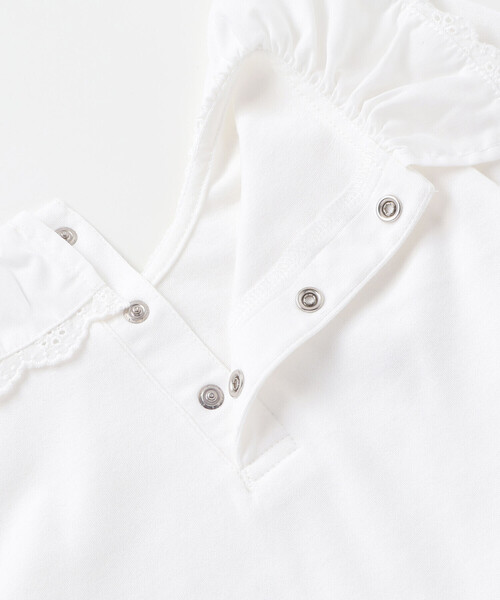 BeBe（ベベ）の「レースフリルカラース長袖Tシャツ（Tシャツ/カットソー・キッズ・オフホワイト・110cm/120cm/130cm/140cm/150cm）」の9枚目の写真