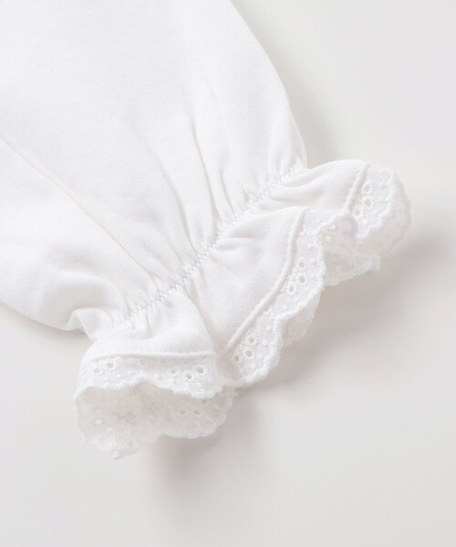 BeBe（ベベ）の「レースフリルカラース長袖Tシャツ（Tシャツ/カットソー・キッズ・オフホワイト・110cm/120cm/130cm/140cm/150cm）」の11枚目の写真