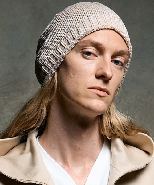wjk(ダヴルジェイケイ)の「mko13201- GIMA roll beanie ニット帽(8991 kc62h)(ニットキャップ/ビーニー・メンズ・ライトベージュ/ライトブルー/ライトグレー・FREE)」の4枚目の写真