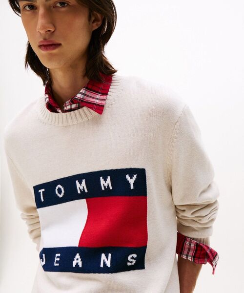 tommy jeans（トミー ジーンズ）の「レギュラーメランジフラッグセーター（ニット/セーター・メンズ・アイボリー/チャコールグレー・X-LARGE/SMALL/MEDIUM/LARGE）」の6枚目の写真