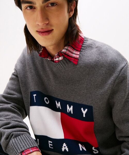 tommy jeans（トミー ジーンズ）の「レギュラーメランジフラッグセーター（ニット/セーター・メンズ・アイボリー/チャコールグレー・X-LARGE/SMALL/MEDIUM/LARGE）」の8枚目の写真