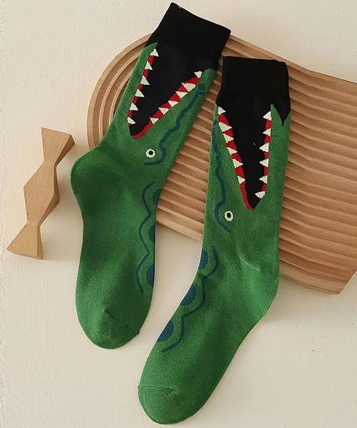NOLITA LABORATORY(ノリータラボラトリー)の「【 NOLITA / ノリータ 】 ワニデザイン ソックス 22-25cm/アニマル柄 クルー丈 靴下 アニマルモチーフ(ソックス/靴下・レディース・グリーン・FREE)」の4枚目の写真