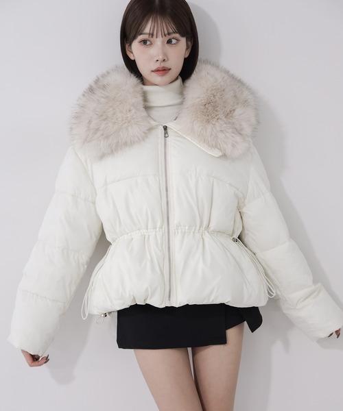 me+em select（ミームセレクト）の「【 ２color 】ファーカラーウエストマークミディダウンジャケット ／  fur collar  waist-mark midi down jacket（ダウンジャケット/コート・レディース・アイボリー/ブラック・FREE）」の5枚目の写真
