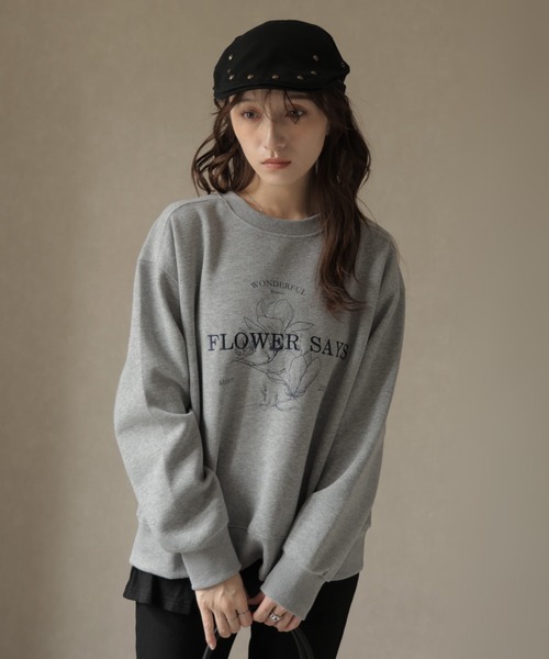 Ulysses（ユリシス）の「フラワー刺繍ロゴトレーナー（スウェット・レディース・ネイビー/ダークグレー・F）」の18枚目の写真