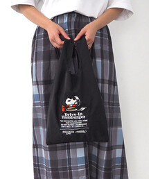 HEMING'S（ヘミングス）の「HEMINGS/ヘミングス PENAUTS ストラップ付きショルダーバッグ（ショルダーバッグ）」