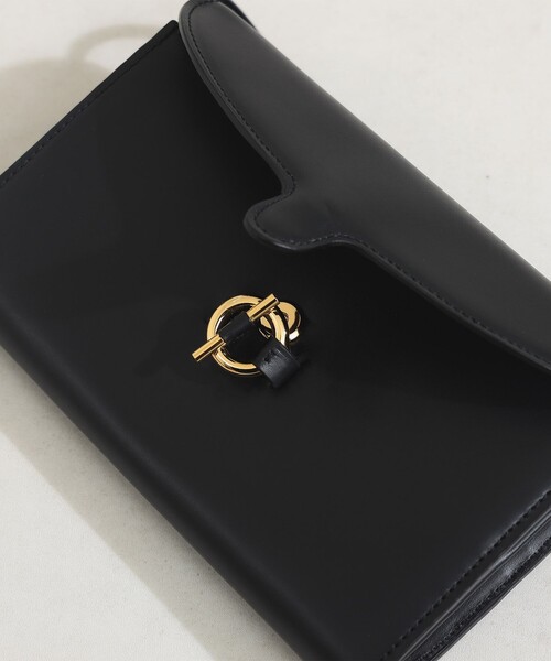 MARY AL TERNA(メアリオルターナ)の「MARY AL TERNA / CLASP ウォレット ショルダー(ショルダーバッグ・レディース・ブラック・ONE SIZE)」の6枚目の写真