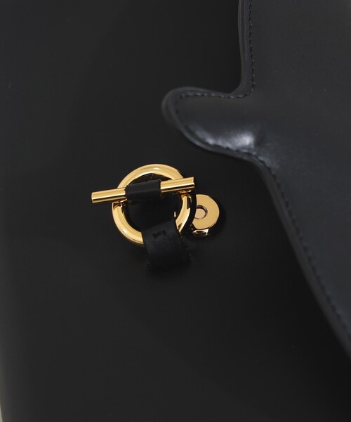 MARY AL TERNA(メアリオルターナ)の「MARY AL TERNA / CLASP ウォレット ショルダー(ショルダーバッグ・レディース・ブラック・ONE SIZE)」の5枚目の写真