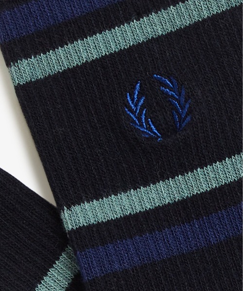 FRED PERRY(フレッドペリー)の「Ribbed Sports Socks/リブスポーツソックス(ソックス/靴下・メンズ・ブラック/ライトホワイト・4-6/6-8)」の3枚目の写真