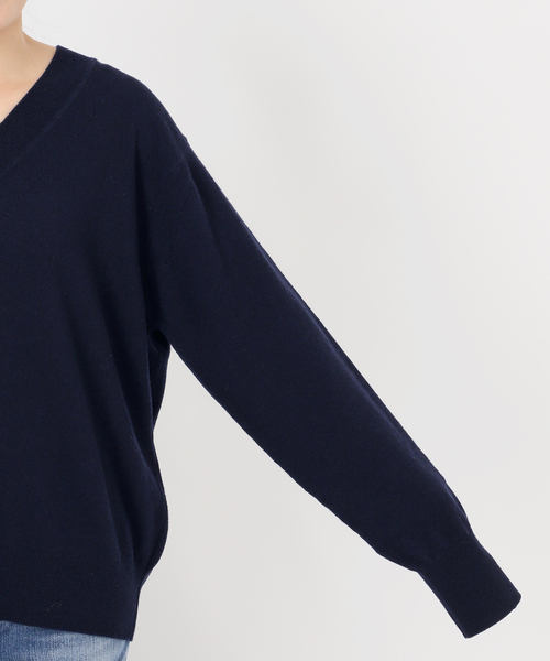 Spick & Span（スピックアンドスパン）の「《WEB限定カラー有り》カシミヤ混Vネックプルオーバー（ニット/セーター・レディース・モカ/ネイビー/ピンク系その他/グレー・FREE）」の20枚目の写真