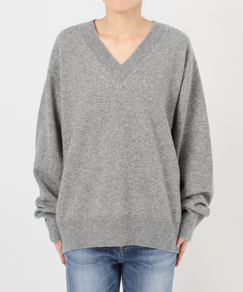 Spick & Span（スピックアンドスパン）の「《WEB限定カラー有り》カシミヤ混Vネックプルオーバー（ニット/セーター・レディース・モカ/ネイビー/ピンク系その他/グレー・FREE）」の22枚目の写真