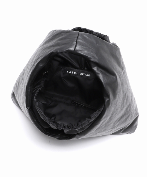 plage（プラージュ）の「KASSL EDITIONS / カッスルエディションズ SMALL OIL バッグ（ハンドバッグ・レディース・レッド/ブラック・FREE）」の12枚目の写真