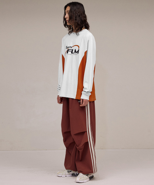 F.ILLUMINATE(フィルミネイト)の「ナイロンツーピンタックテーピングパンツ-ワイン(スウェットパンツ・レディース・その他・X-SMALL/SMALL/MEDIUM/LARGE)」の5枚目の写真