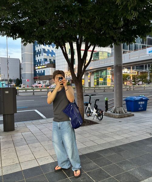 MUSINSA STANDARD（ムシンサスタンダード）の「エッセンシャルタンクトップ [ダークグレー]（Tシャツ/カットソー・メンズ・その他・SMALL/XX-LARGE/MEDIUM/X-LARGE/XXX-LARGE/LARGE）」の10枚目の写真