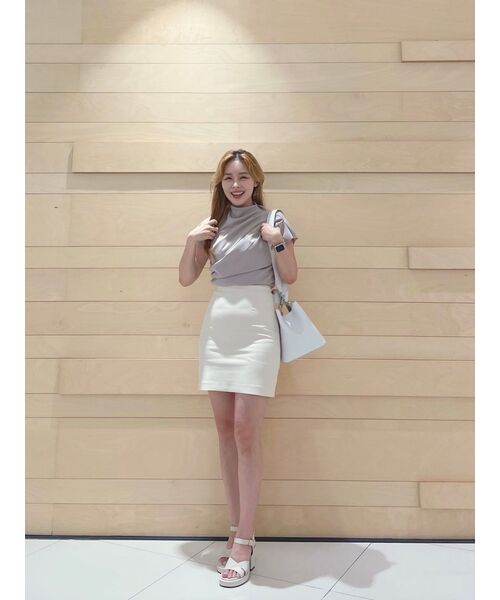 MUSINSA STANDARD WOMAN(ムシンサスタンダードウーマン)の「レディースデニムミディスカート【クリーム】(スカート・レディース・その他・SMALL/MEDIUM/LARGE/X-SMALL)」の9枚目の写真