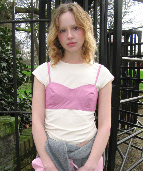 SINOON(シヌーン)の「Logo Cap Sleeve T-shirt (Light Beige)(Tシャツ/カットソー・レディース・オートミール・SMALL/MEDIUM)」の2枚目の写真
