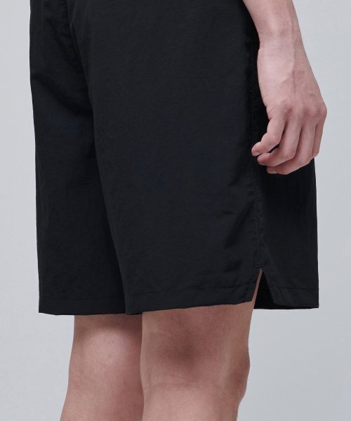 MUSINSA STANDARD（ムシンサスタンダード）の「ナイロンドローストリングトラックショーツ[ブラック]（その他パンツ・メンズ・その他・26/28）」の7枚目の写真