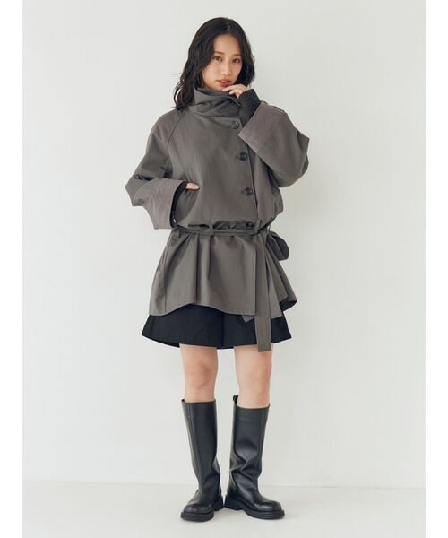 Ungrid（アングリッド）の「スタンドカラーミドル丈トレンチコート（トレンチコート・レディース・チャコールグレー/カーキ・FREE）」の8枚目の写真