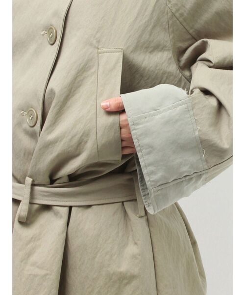 Ungrid（アングリッド）の「スタンドカラーミドル丈トレンチコート（トレンチコート・レディース・チャコールグレー/カーキ・FREE）」の19枚目の写真