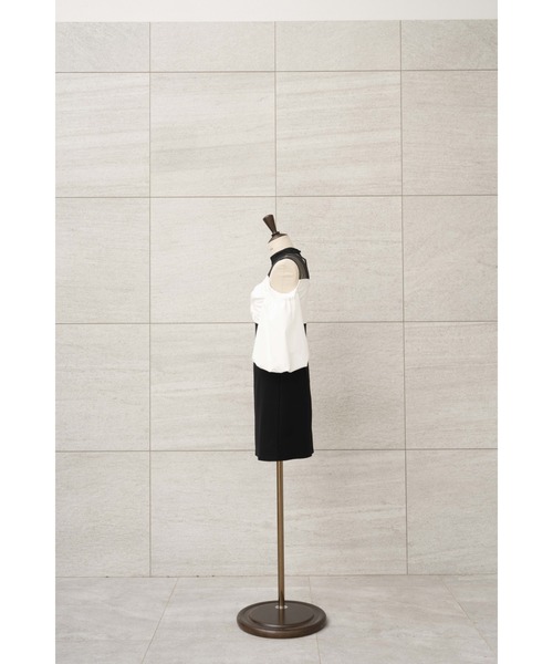 MISTREASS（ミストレアス）の「Open Shoulder Bicolor Mini Dress（ワンピース・レディース・ブラック/ベージュ・FREE）」の12枚目の写真
