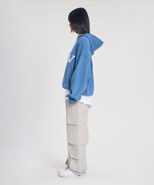 SLOW RECORD HOUSE(スローレコードハウス)の「ビッグポケットカーゴパンツ_ライトグレー(その他パンツ・レディース・その他・LARGE/MEDIUM/SMALL)」の4枚目の写真