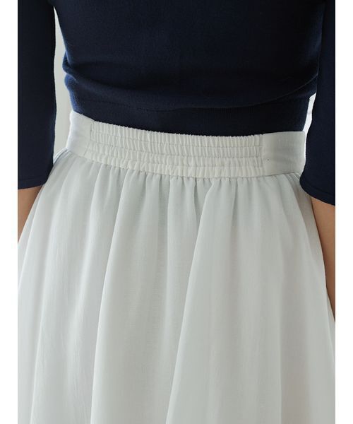 SNIDEL（スナイデル）の「Sustainableバリエーションティアードスカート（スカート・レディース・シルバー/アイボリー/ホワイト・0/1）」の7枚目の写真